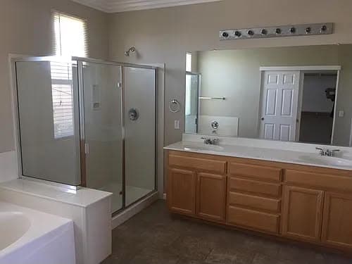 Bright & Spacious 2-Story Home in Natomas!