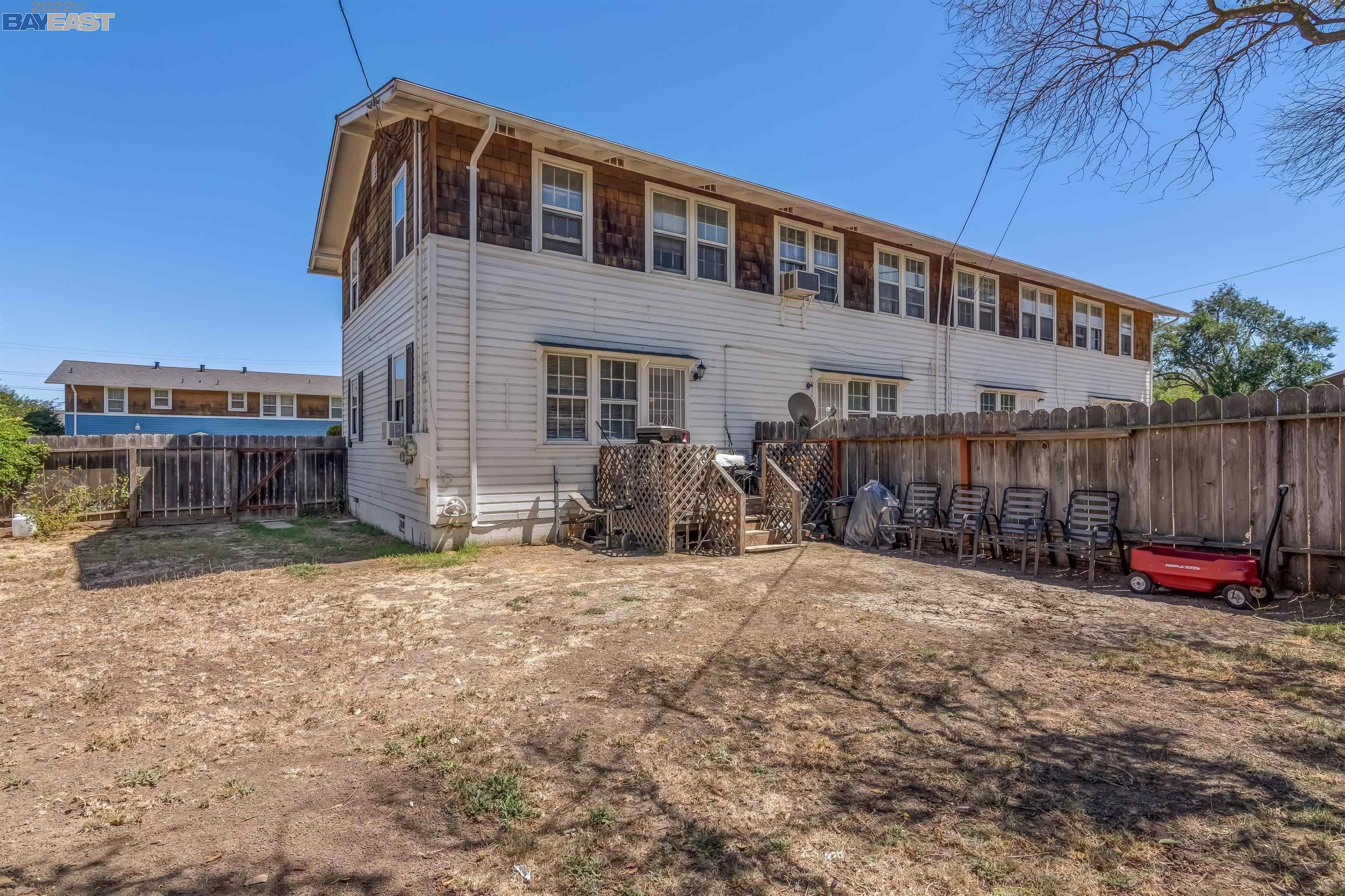 Spacious 3-Bedroom Condo with Huge Backyard & Convenient Highway Access!